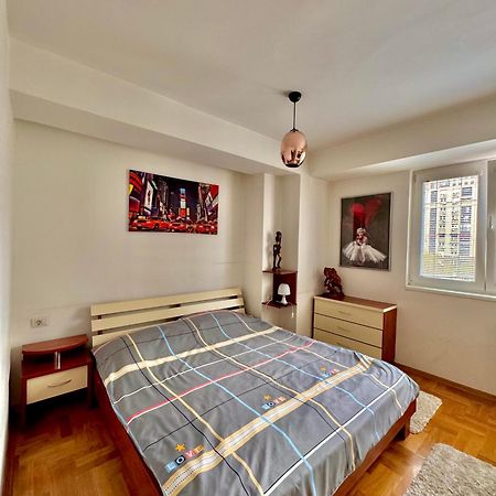 Modern & Cozy Apartment สโกเปีย ภายนอก รูปภาพ