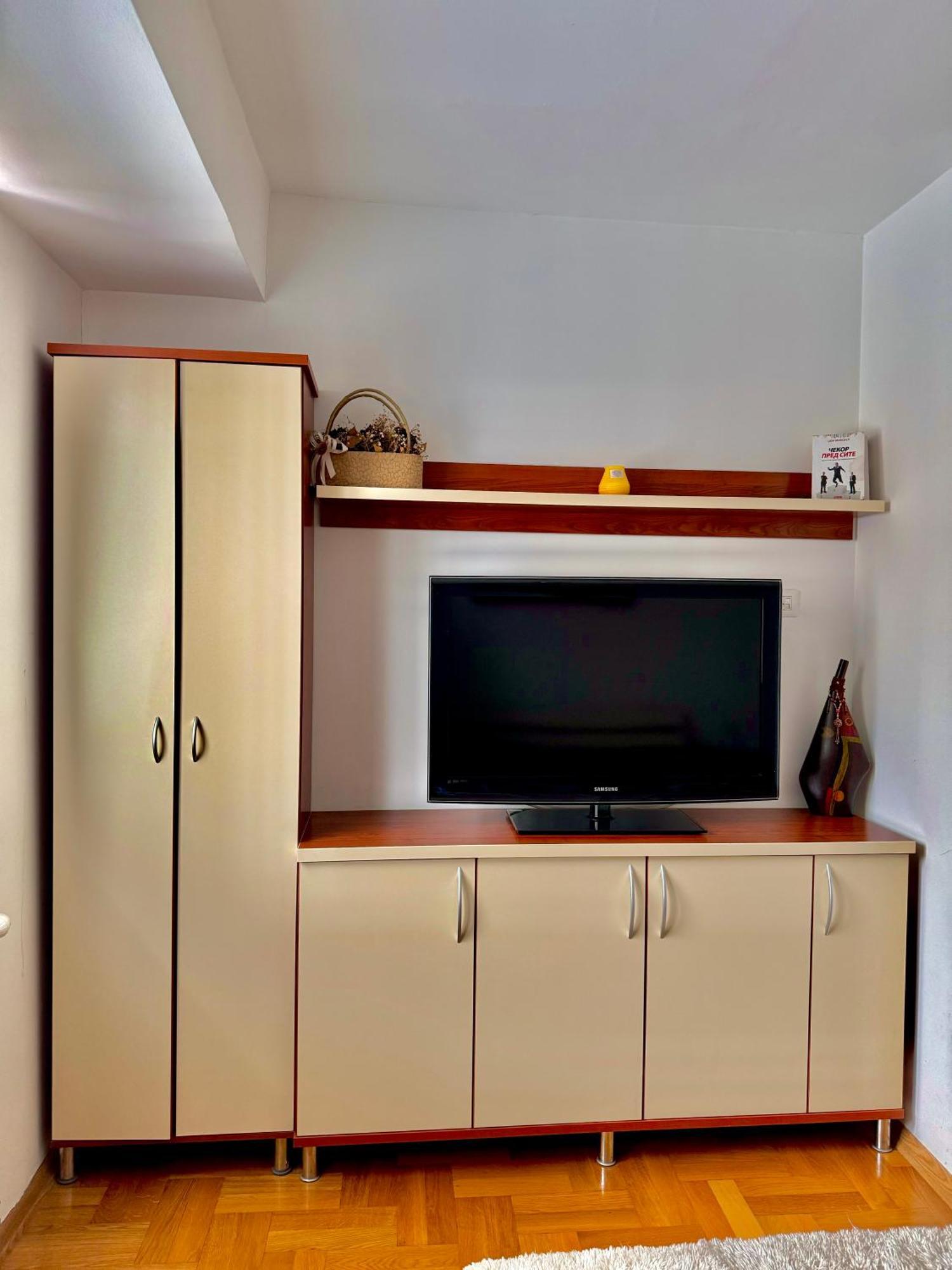 Modern & Cozy Apartment สโกเปีย ภายนอก รูปภาพ