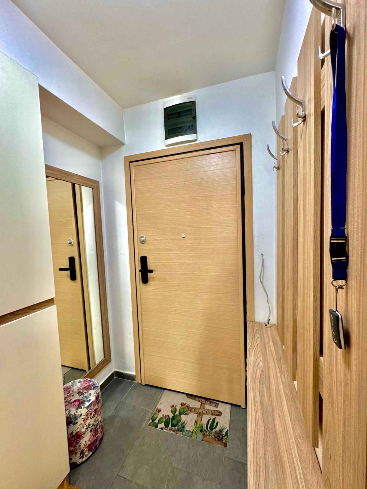 Modern & Cozy Apartment สโกเปีย ภายนอก รูปภาพ